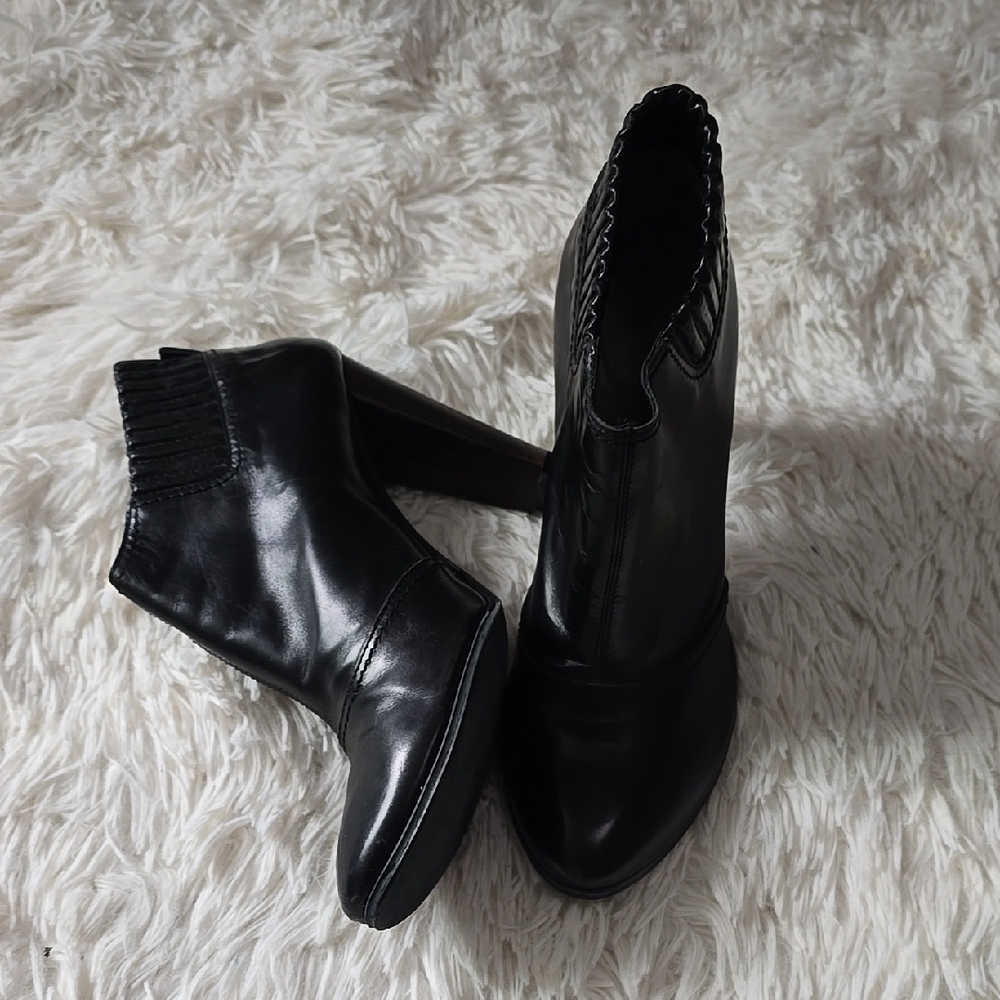 Costume Natuonal Black Women's Ankle Boots